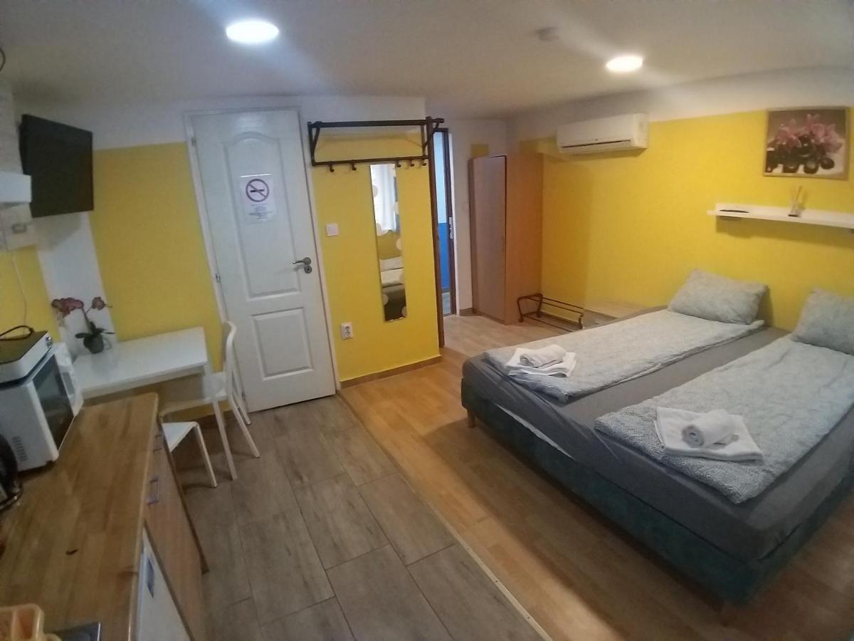 Deniz Pension Budapest Exterior foto