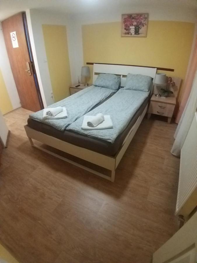Deniz Pension Budapest Exterior foto