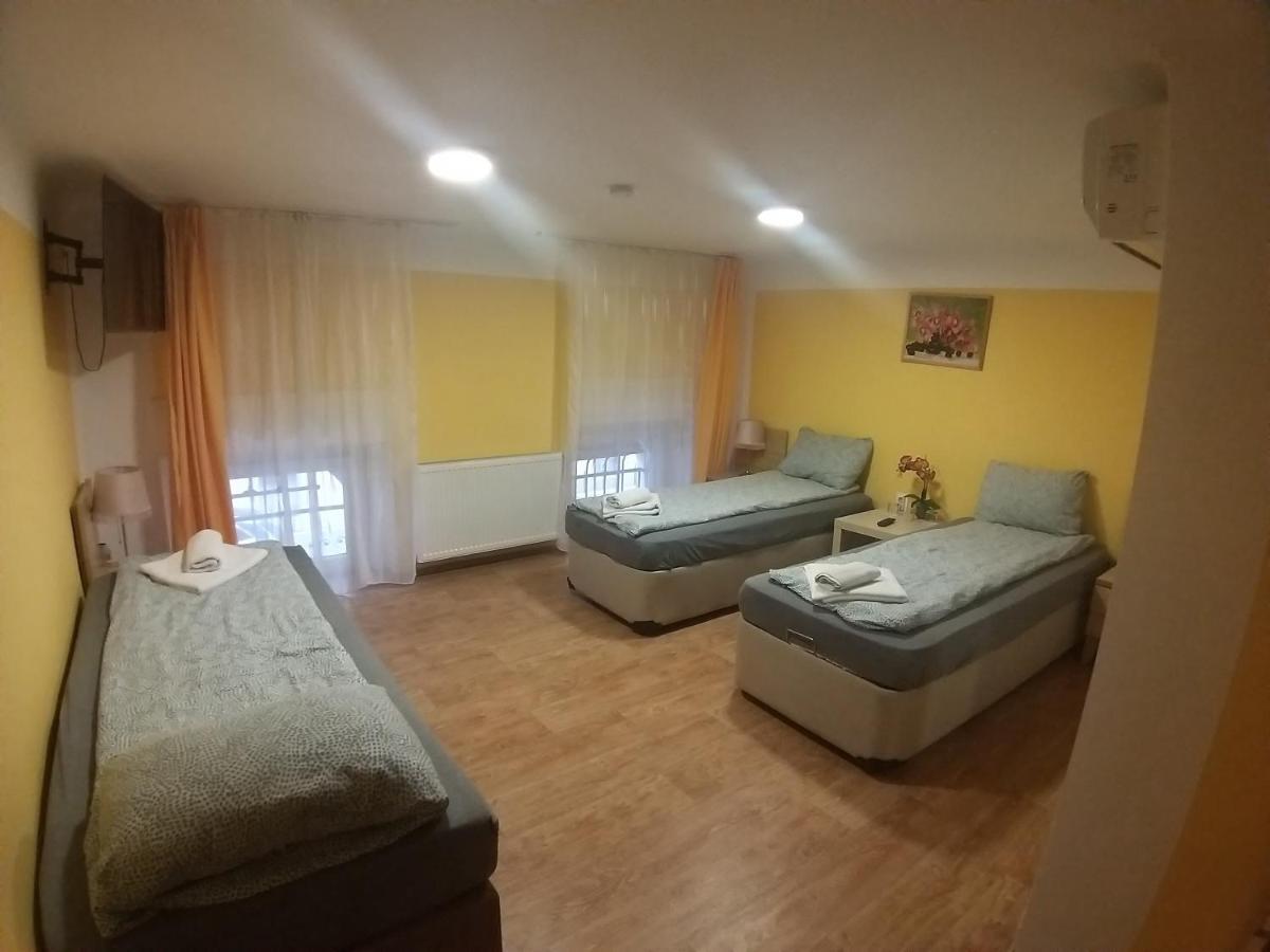 Deniz Pension Budapest Exterior foto